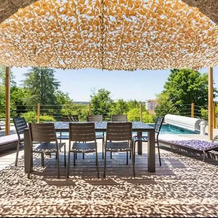 De Charme Avec Piscine Chauffee Pres Des Thermes De Vichy, Jardin Clos, Clim Et Confort Absolu - Fr-1-489-495 * Vichy